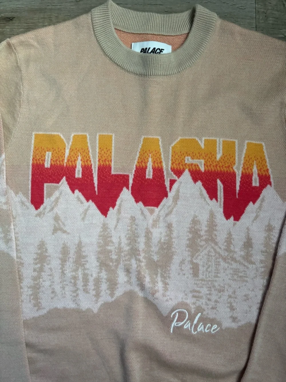 Palace Beige Palaska Knit Sweater Holiday 2020 Collection Sz Large